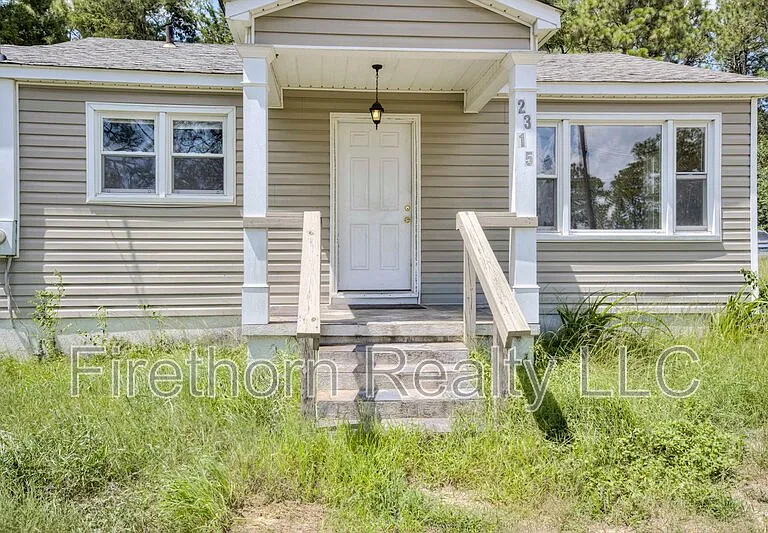 2315 Tobacco Rd — Photo 4