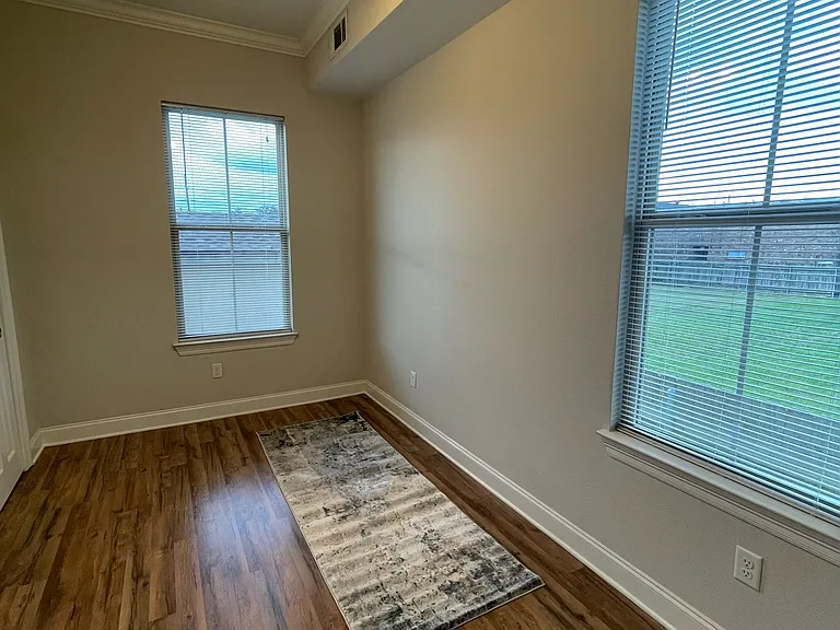 1528 Orpheum Ave #A — Photo 45