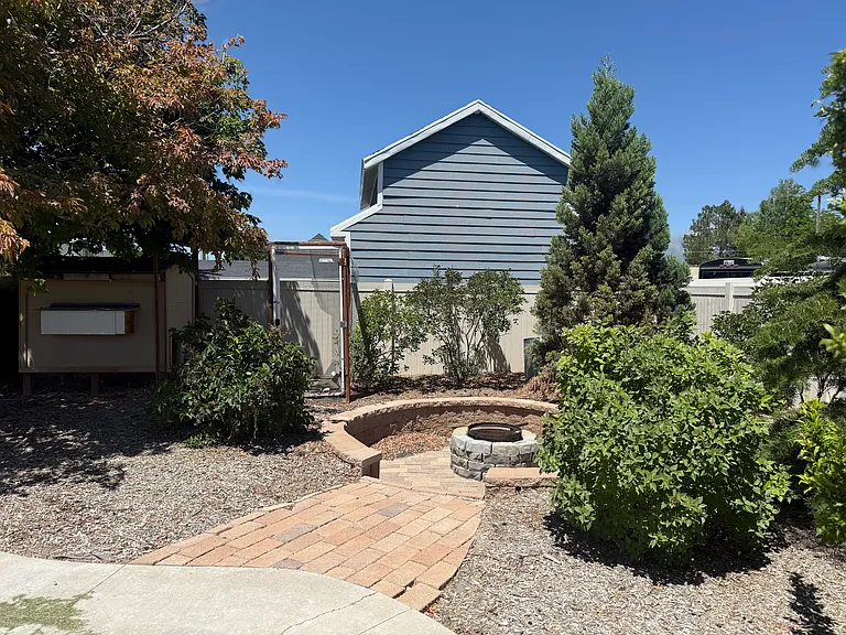 254 N Constitution Dr W — Photo 55