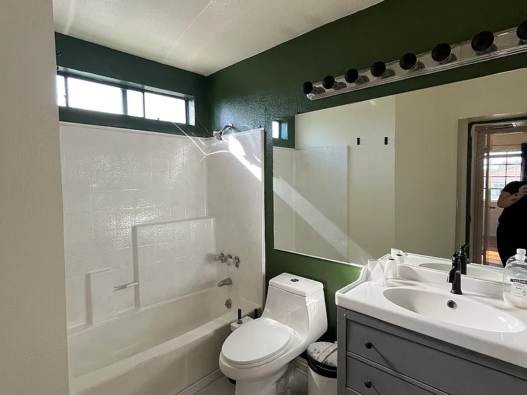 15946 Vanowen St #207 — Photo 17