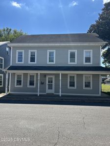 215 E Pine St, Selinsgrove, PA, 17870