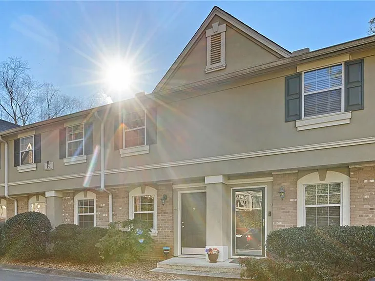 6900 Roswell Rd #3-E — Photo 3