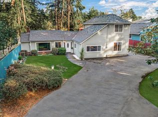26 NE 202nd Ave, Portland, OR 97230