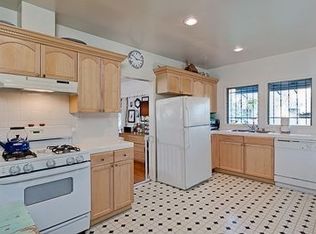 1534 Murray Cir, Los Angeles, CA 90026