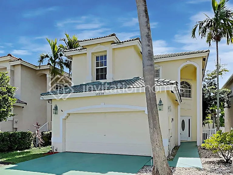 10338 NW 7th St — Photo 1