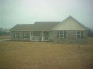 173 E Shenandoah Ct, Kouts, IN 46347