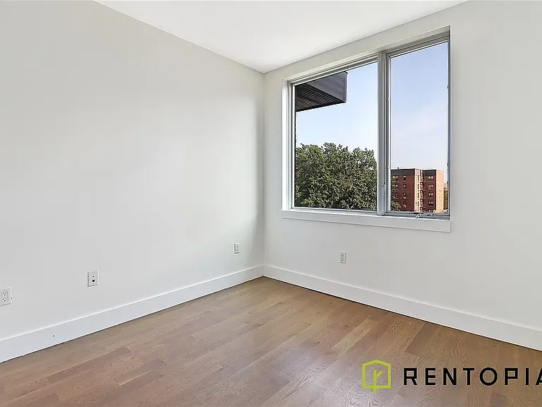 242 Newkirk Ave #5C — Photo 4