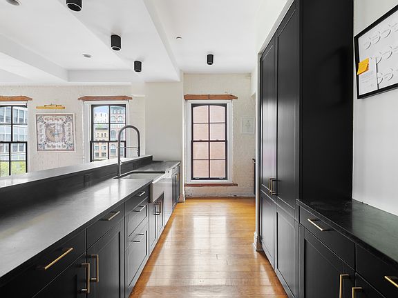 5th image of 62 Beach St APT 5E