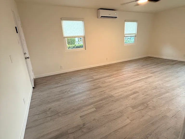Spacious Living Room, New Dual Pane Windows, 18,000BTU Brand New Mini Split Cool/Heat with Remote Start, Bluetooth Controlled Fan with White & Soft Lighting