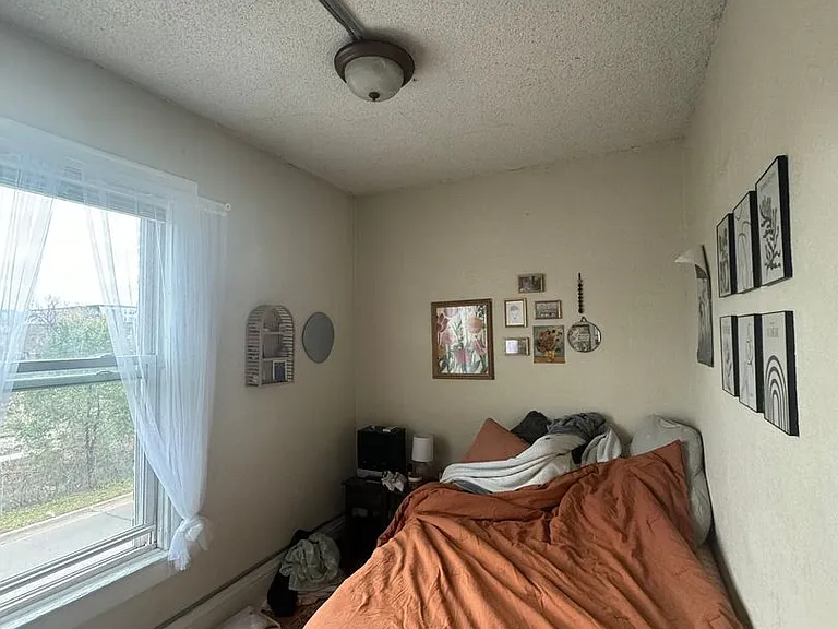 812 4th St SE — Photo 35