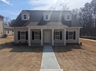 1014 Fairfield Dr, Seneca, SC 29678