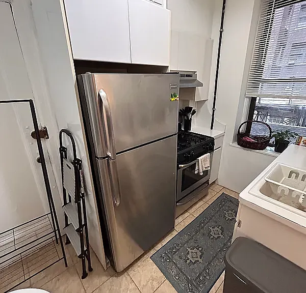 105 W 55th St #2A — Photo 3