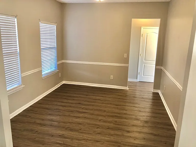 3205 Dark Woods Dr — Photo 4