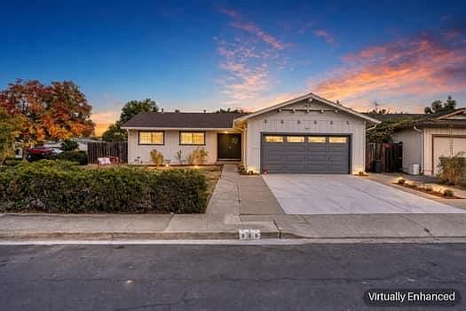 4th image of 885 San Simeon Dr