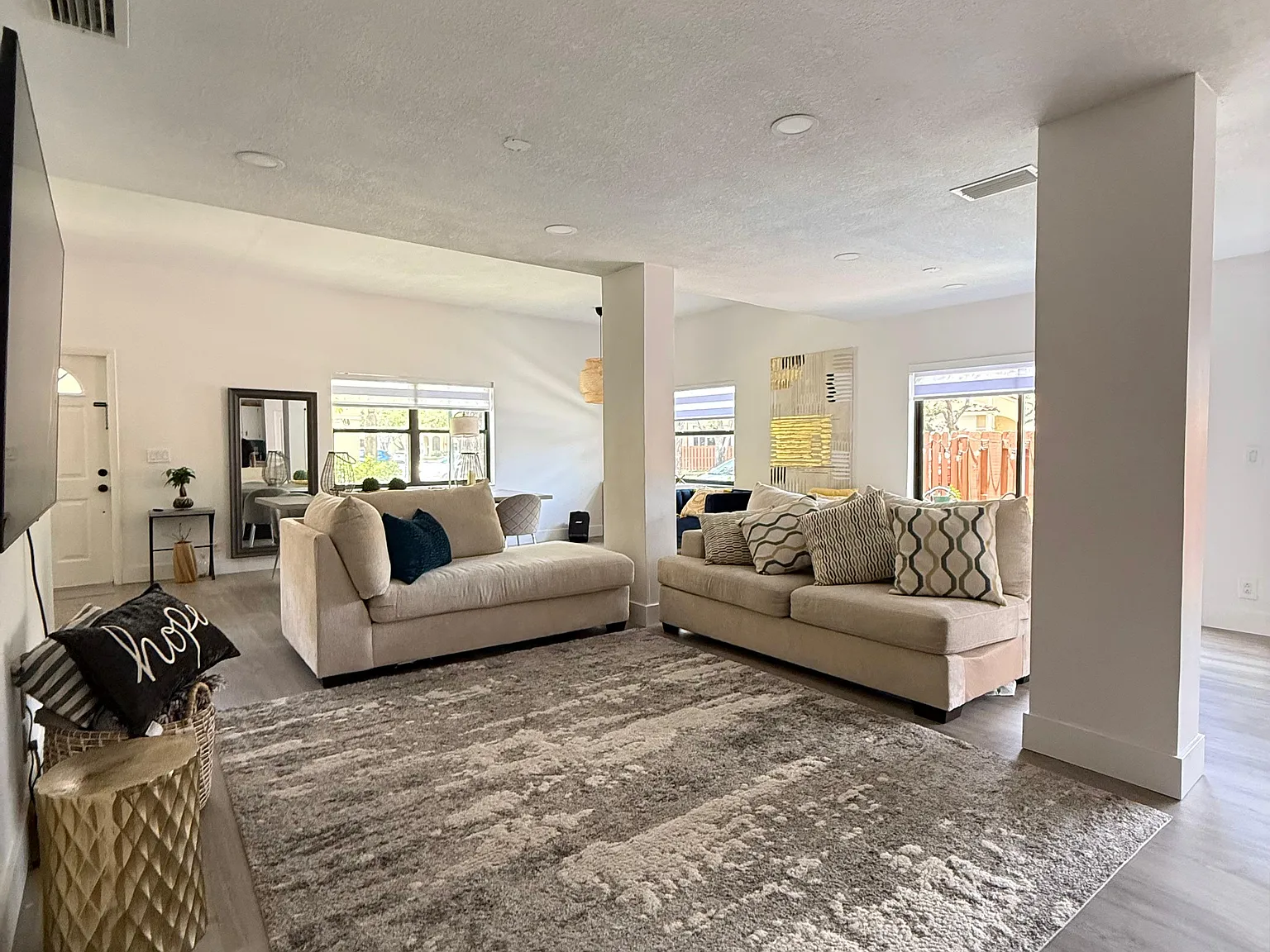 3 bed, 1588 sqft, $3,250 — Photo 3