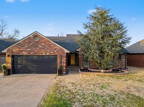 1813 Victoria Dr, Edmond, OK 73003