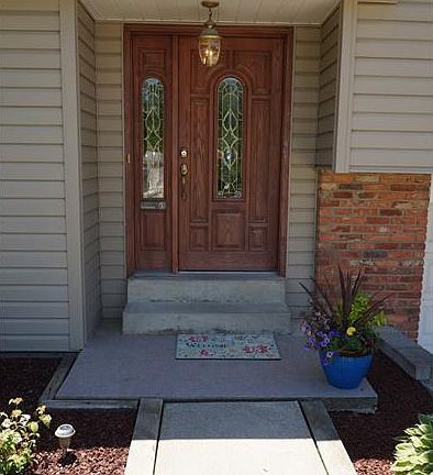 4th image of 2816 Stanley St