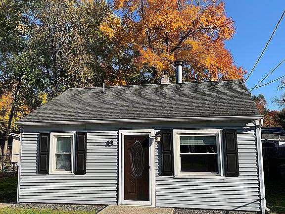 2nd image of 15 Carol St