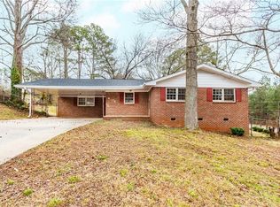 6076 Shortleaf Dr, Forest Park, GA 30297