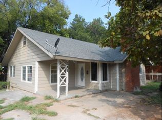 108 S Powell Ave, Wynnewood, OK 73098