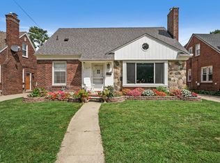 217 Meridan St, Dearborn, MI 48124