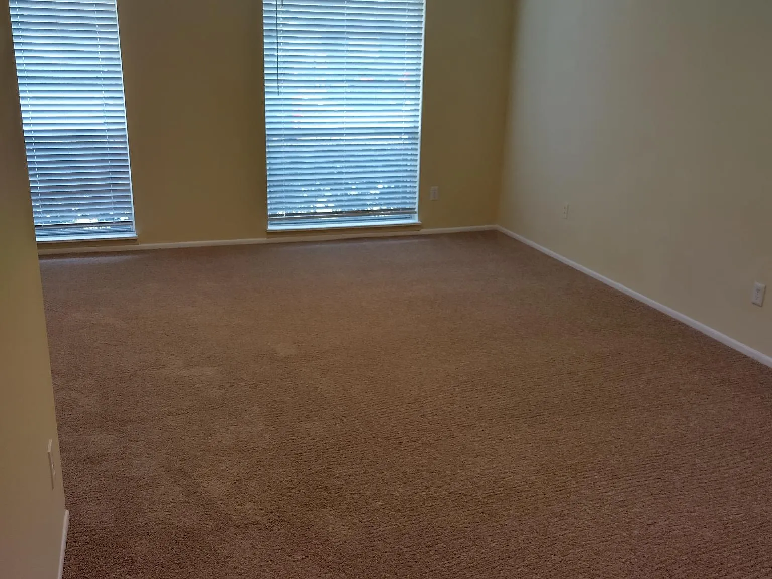 3 bed, 1256 sqft, $1,795 — Photo 3