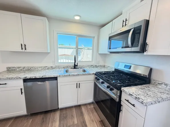 4202 Floral Dr #67, Sacramento, CA 95834