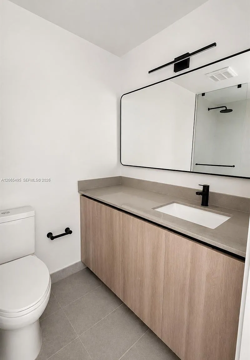 501 First Residences — Photo 4