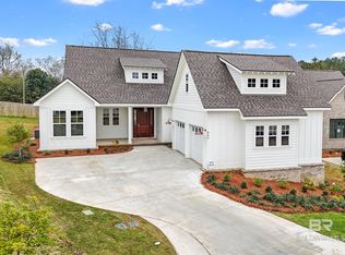 864 Geranium Dr, Fairhope, AL 36532