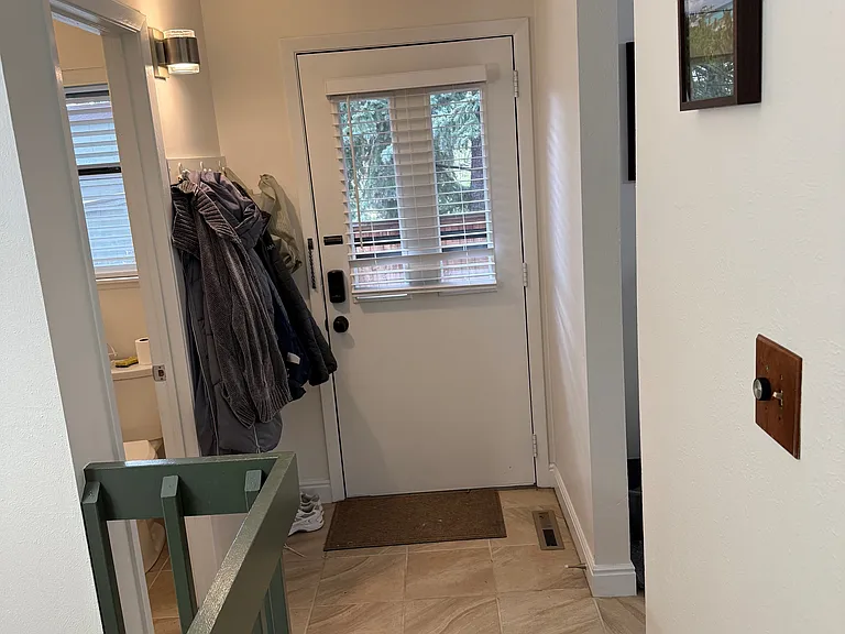 4602 Greenbriar Ct #1 — Photo 14