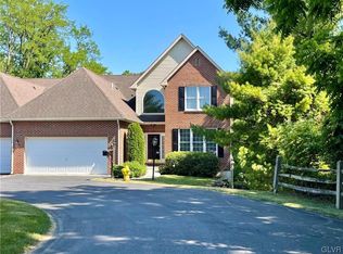 4781 Pinehurst Cir, Center Valley, PA 18034