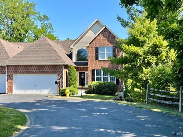 4781 Pinehurst Cir, Center Valley, PA 18034
