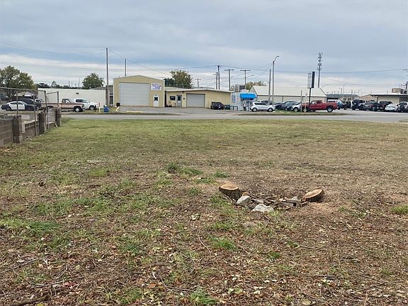 5th image of W Frank Phillips Blvd