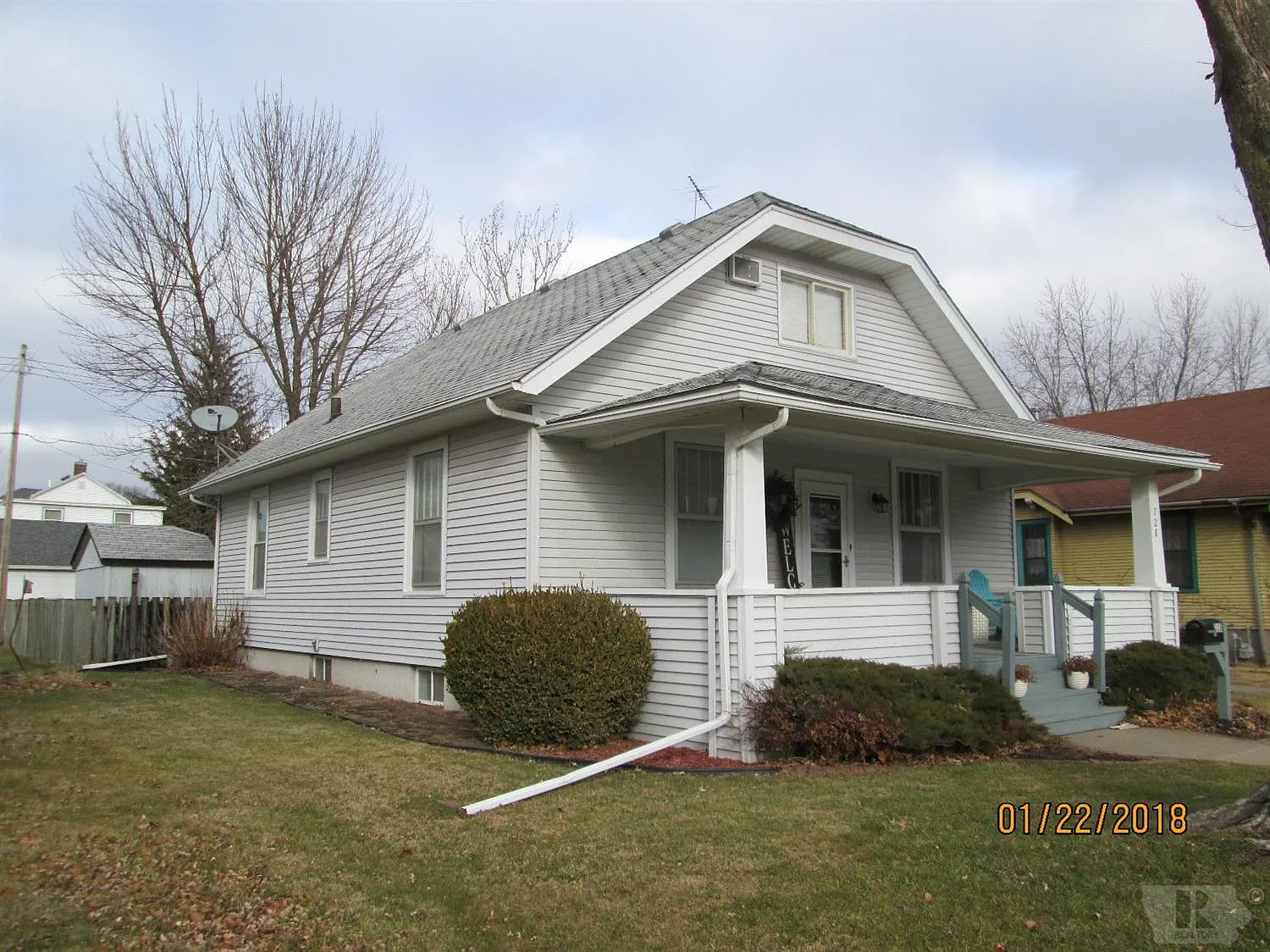 728 Harrison Ave photo 1