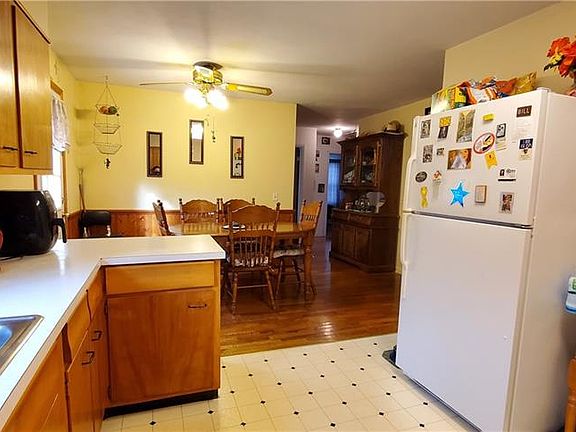 4th image of 16 Park Ave
