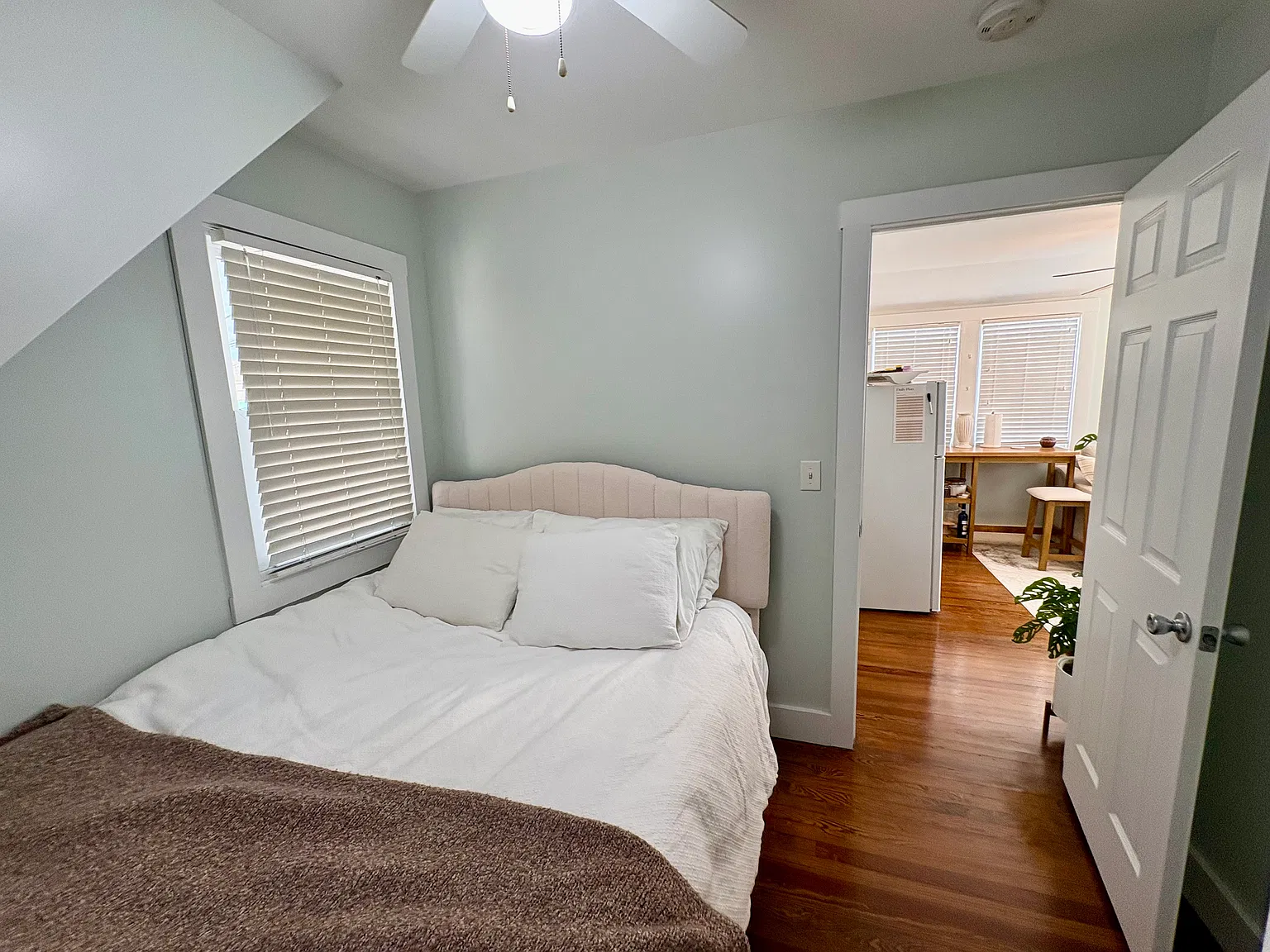 2 bed, $1,800 — Photo 4