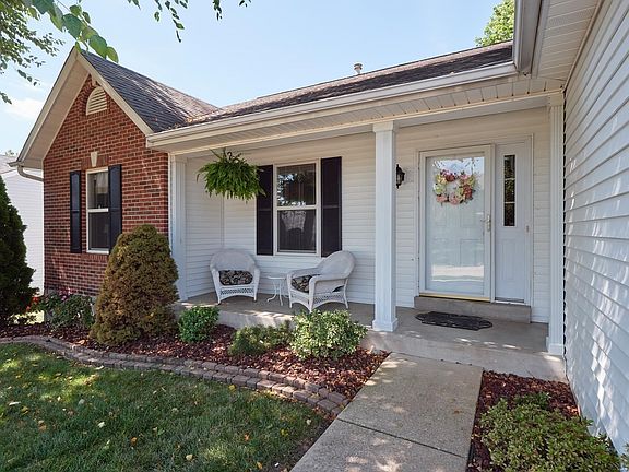 Enjoy relaxing on this great covered front porch.