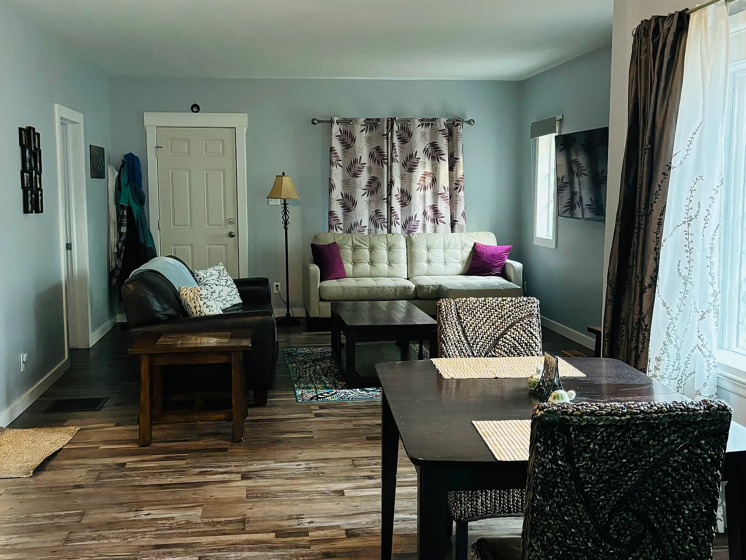 2 bed, 912 sqft, $2,000 — Photo 3