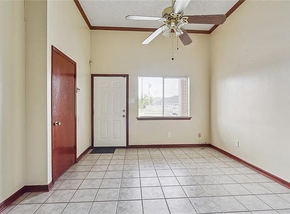 3rd image of 1304 Cartier Dr #A