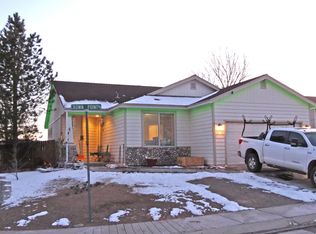 201 Crown Point Dr, Dayton, NV 89403