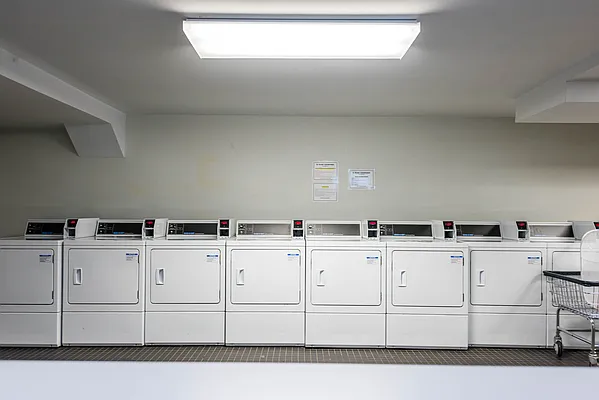 Rented by Nooklyn NYC LLC | media 71