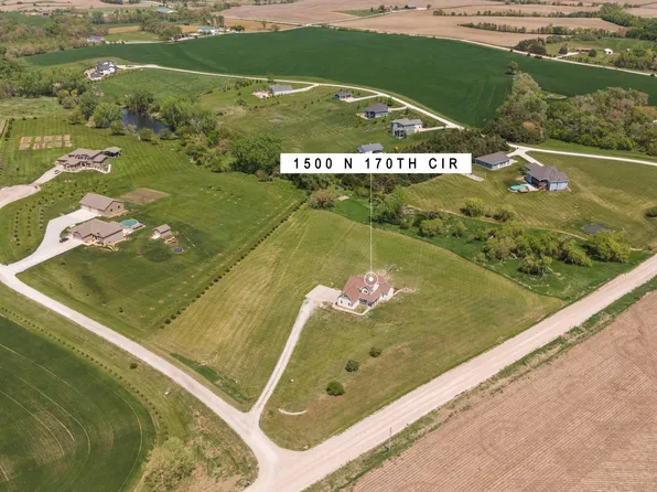 1500 N 170th Cir, Lincoln, NE 68527