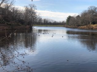 9505 Burdett Rd, Burke, VA 22015