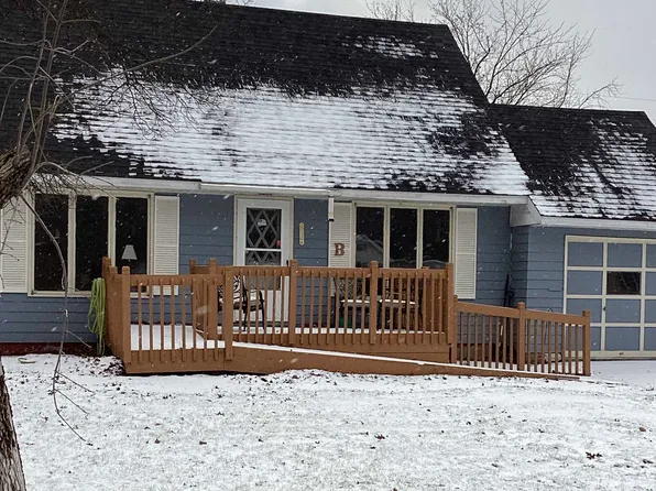 320 Andover Rd, Hoyt Lakes, MN 55750