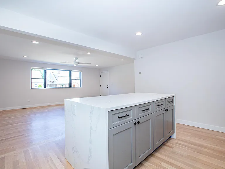 99 Baldwin Pl #1 — Photo 4