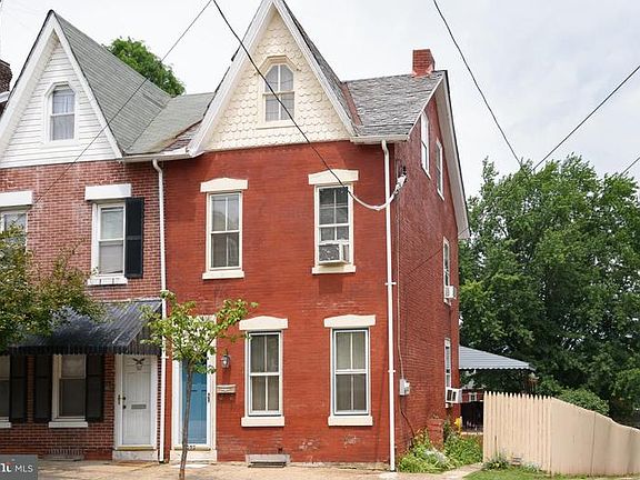 2nd image of 515 Washington Ave