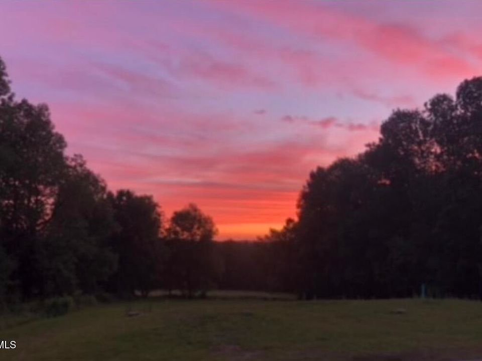 153 Skyline Trl, Middlefield, MA 01243 Zillow