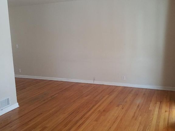 2nd image of 770 Kenton St