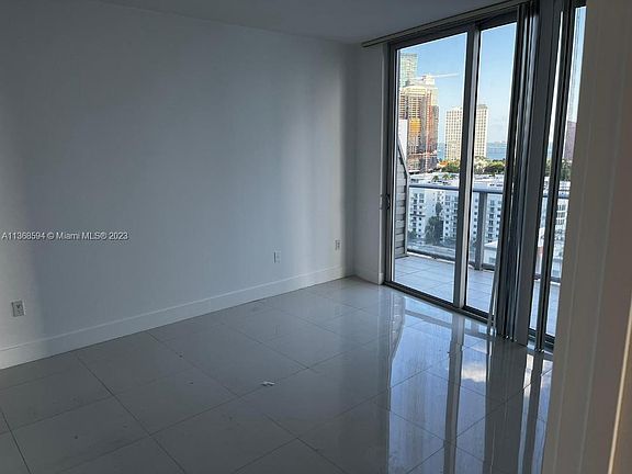 3rd image of 1010 SW 2nd Ave Unit 1609