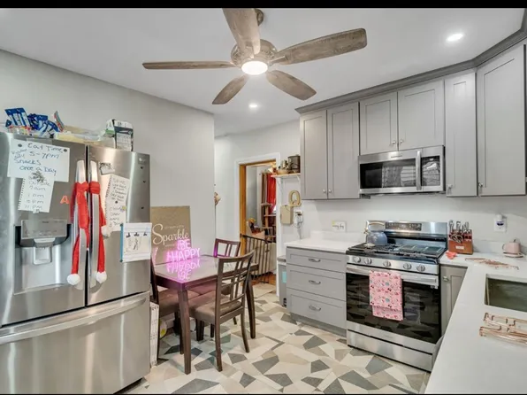 206 Norwell St APT 1, Dorchester Center, MA 02124